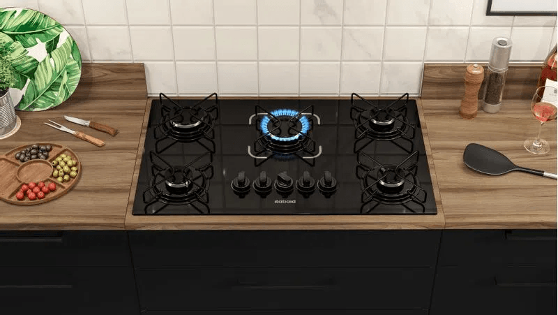 100064-cooktop-5-bocas-itatiaia-a-gas-essencial-tripla-chama-ambiente